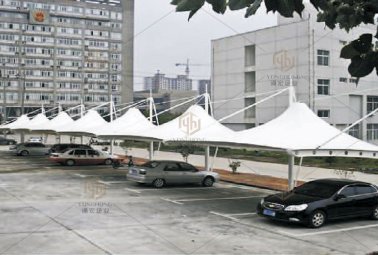 膜結(jié)構(gòu)小車停車棚
